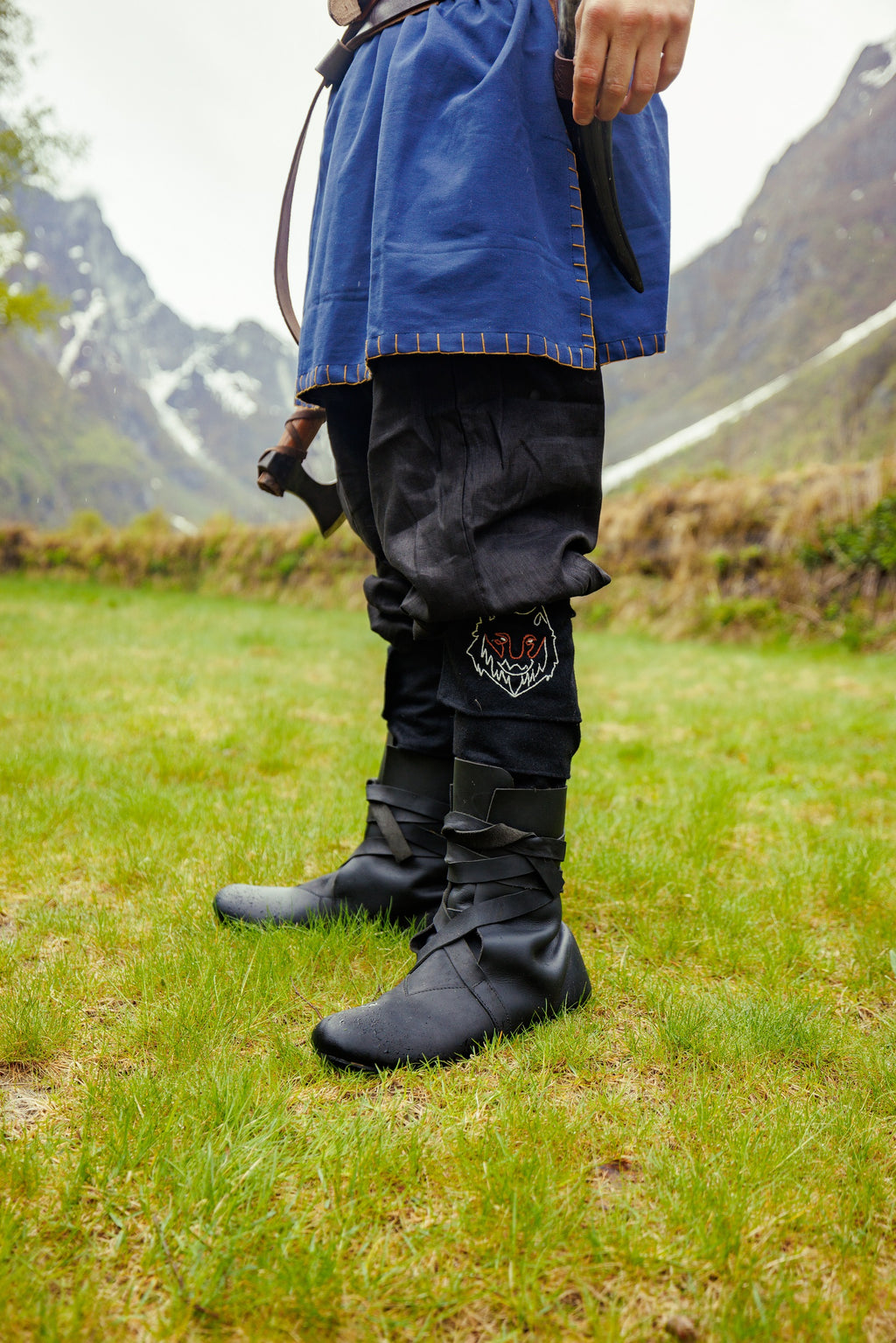 Bottes viking en cuir nubuck – Floki