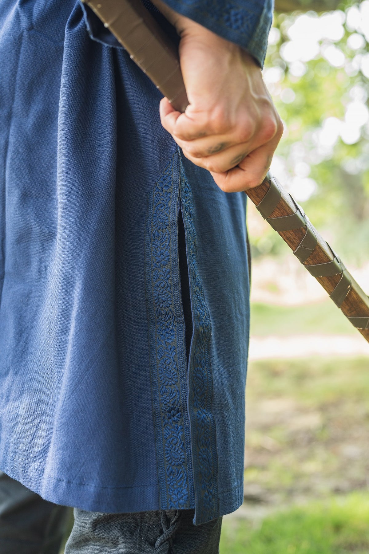 Tunique médiévale homme avec bordure – Halvor