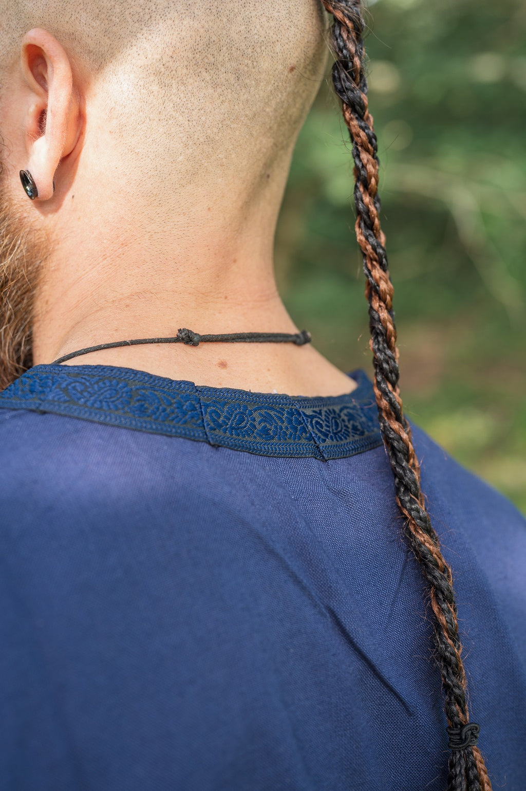Tunique médiévale homme avec bordure – Halvor