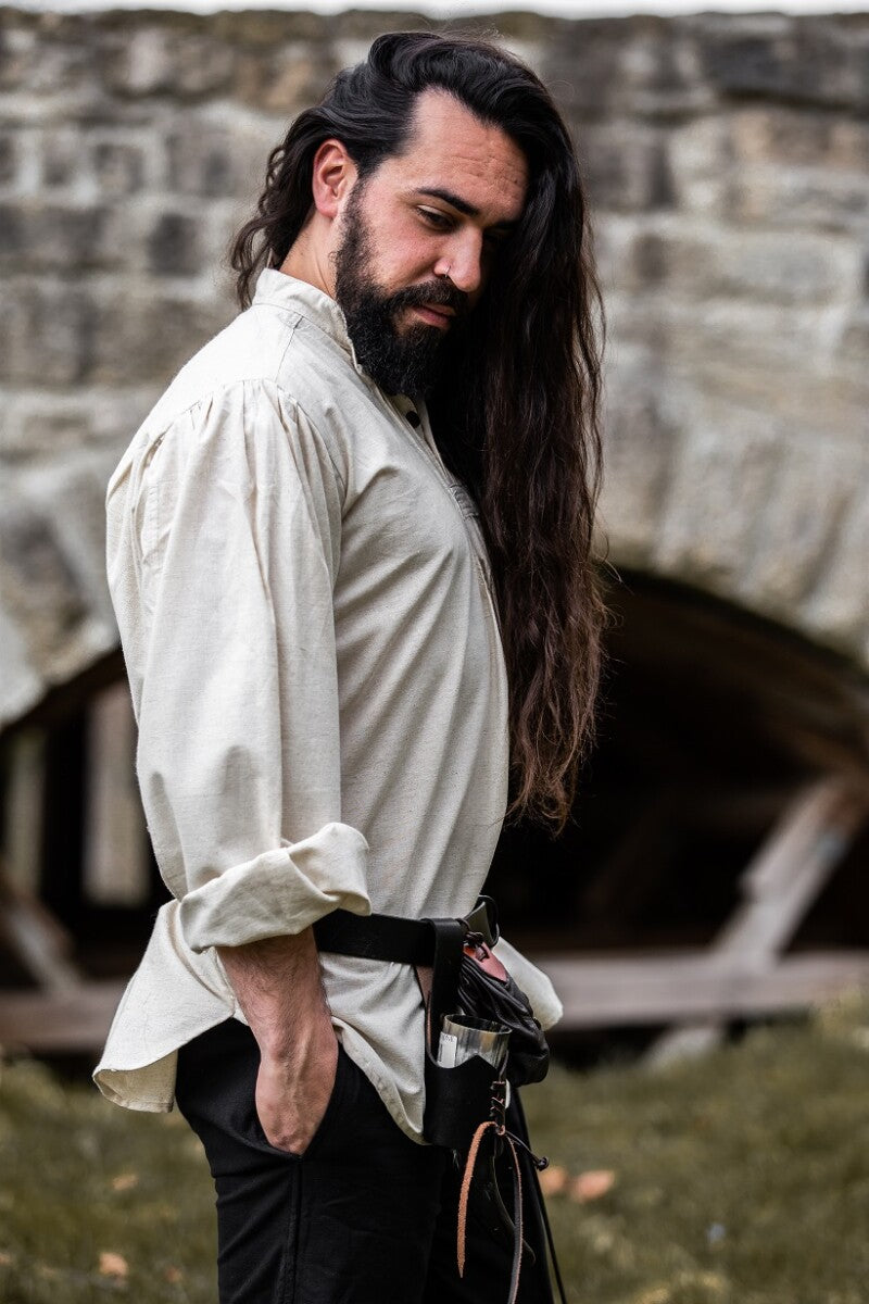 Chemise médiévale à boutons en bois – Oswald
