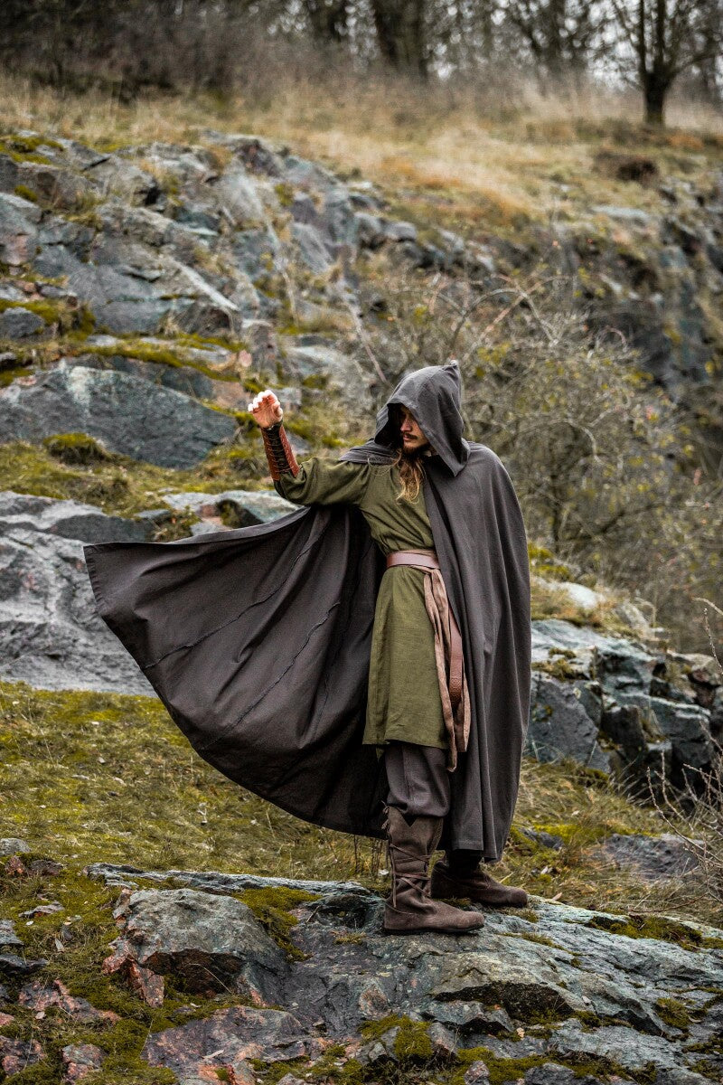 Cape médiévale pour homme – Johannes