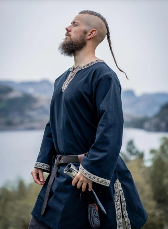 Tunique médiévale homme avec bordure – Halvor