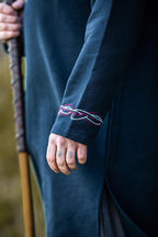 Tunique viking brodée à la main – Snorri