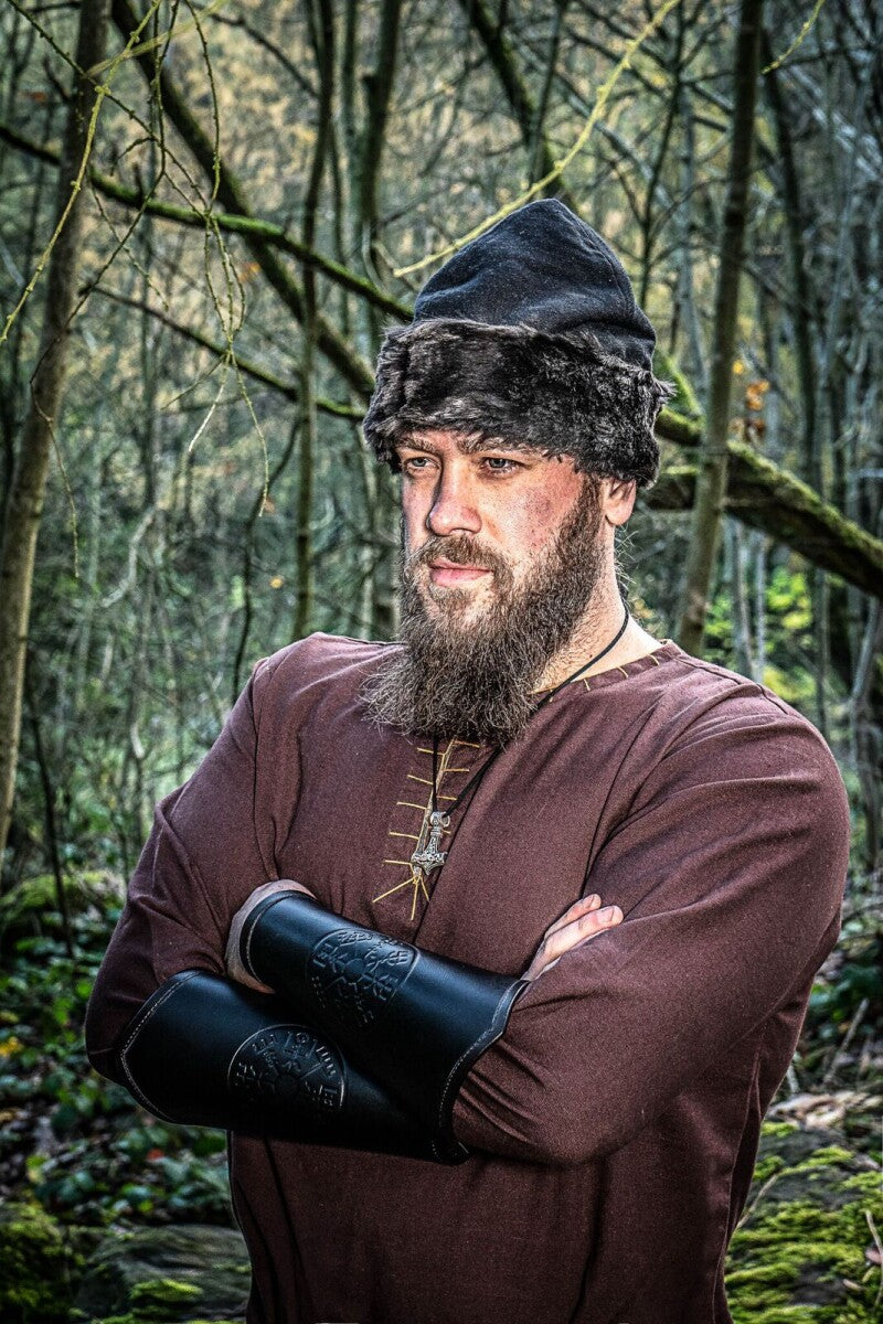 Tunique viking homme avec broderie – Erwin