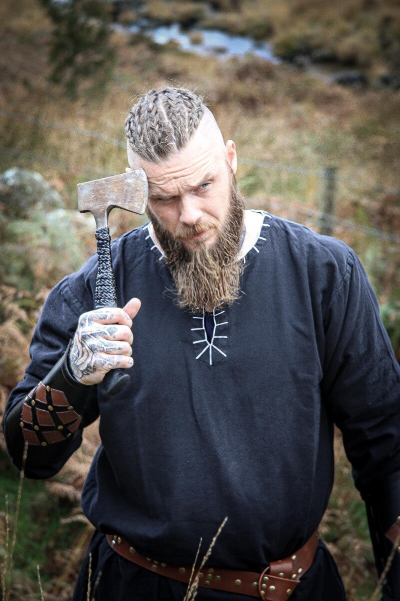 Tunique viking homme avec broderie – Erwin